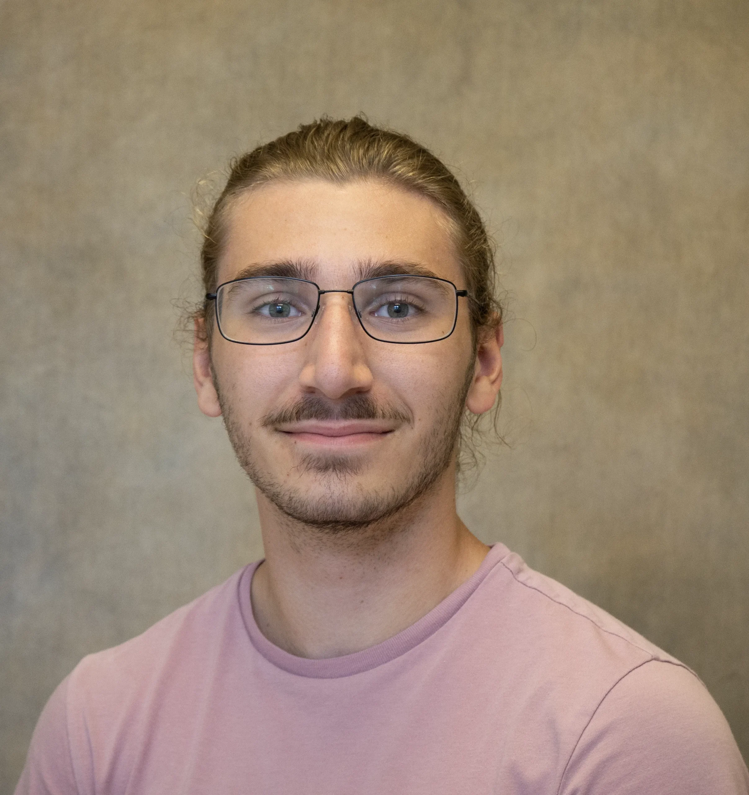 headshot photo